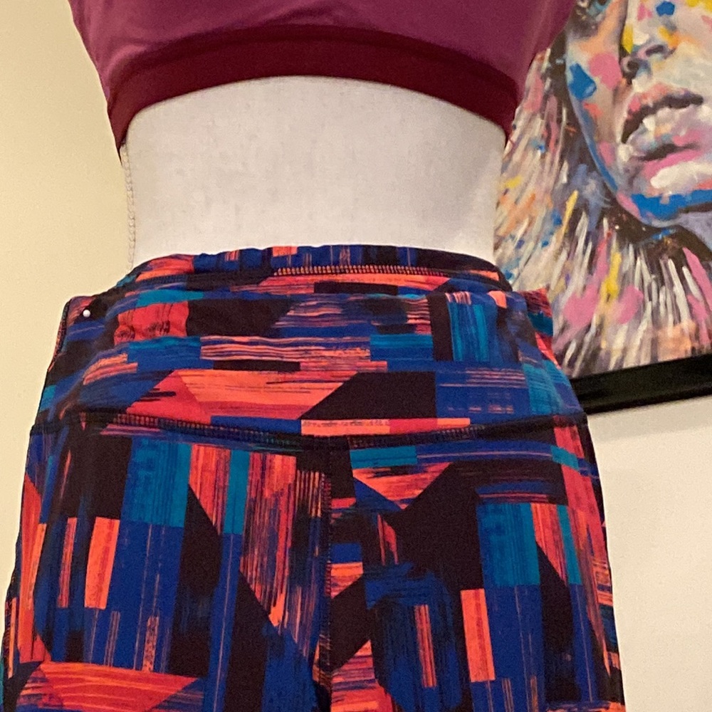 Colorful - Picture 3 of 7